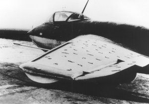 [Messerschmitt Me.263 - port wing]